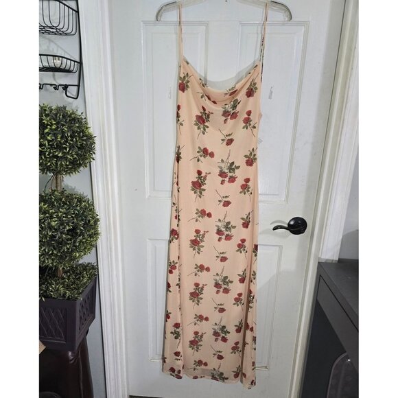 Stitch + Feather Floral Print Slip Dress With‎ Adjustable Spaghetti Straps  Drop - Picture 3 of 13